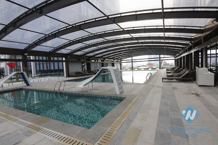 Four bedroom apartment for rent in Vinhome Metropolis, Ha Noi